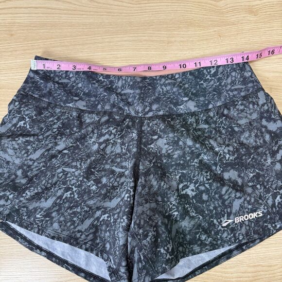 Brooks Chaser Shorts Womens Size Small Gray Lined Stretch Running 5" Inseam Bike - Picture 7 of 9